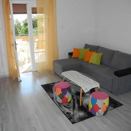 In Crikvenica 5485 Selce